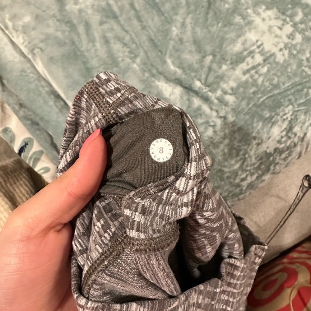 Lululemon 23” leggings